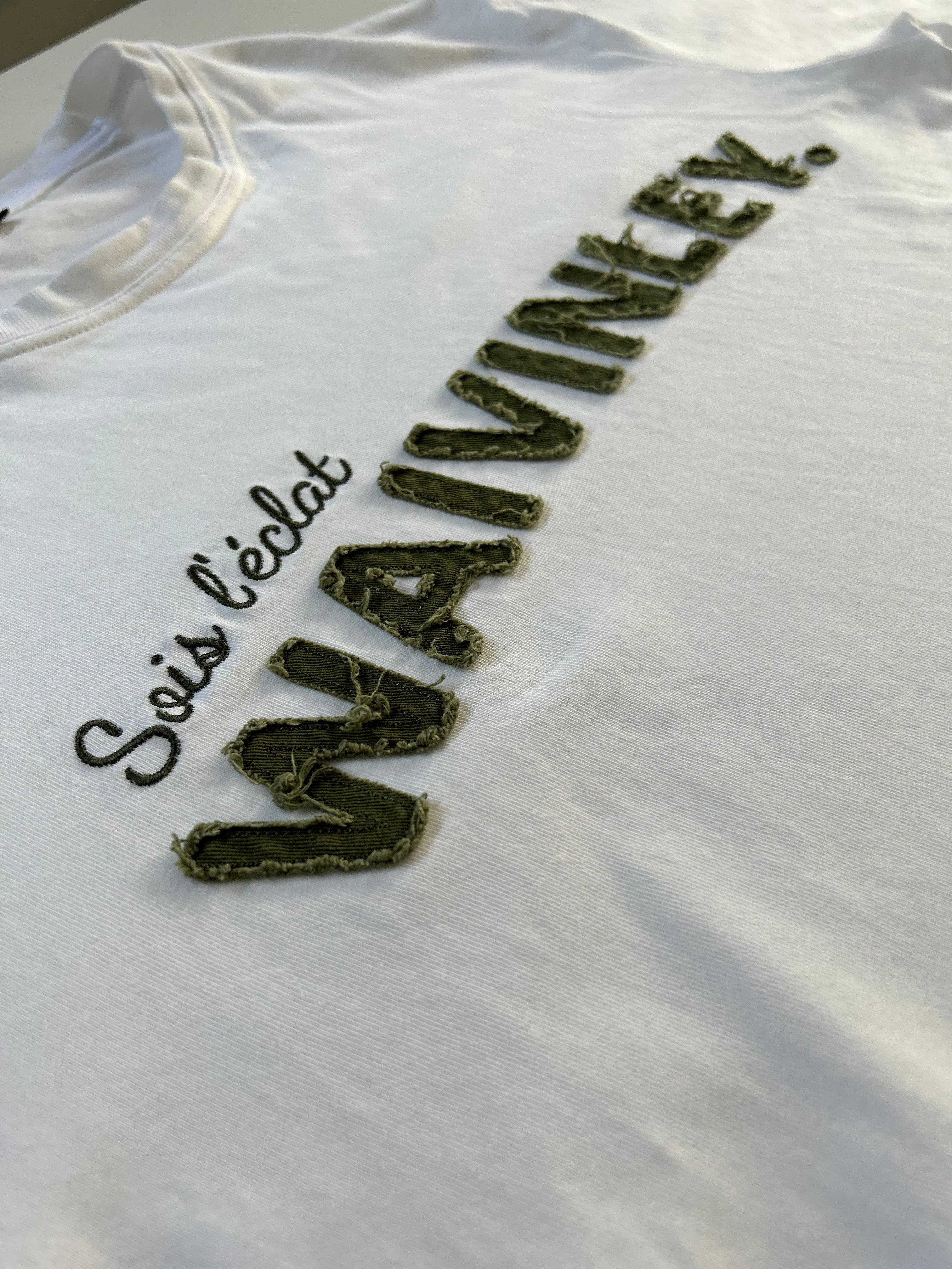 Waivinley | T-Shirt