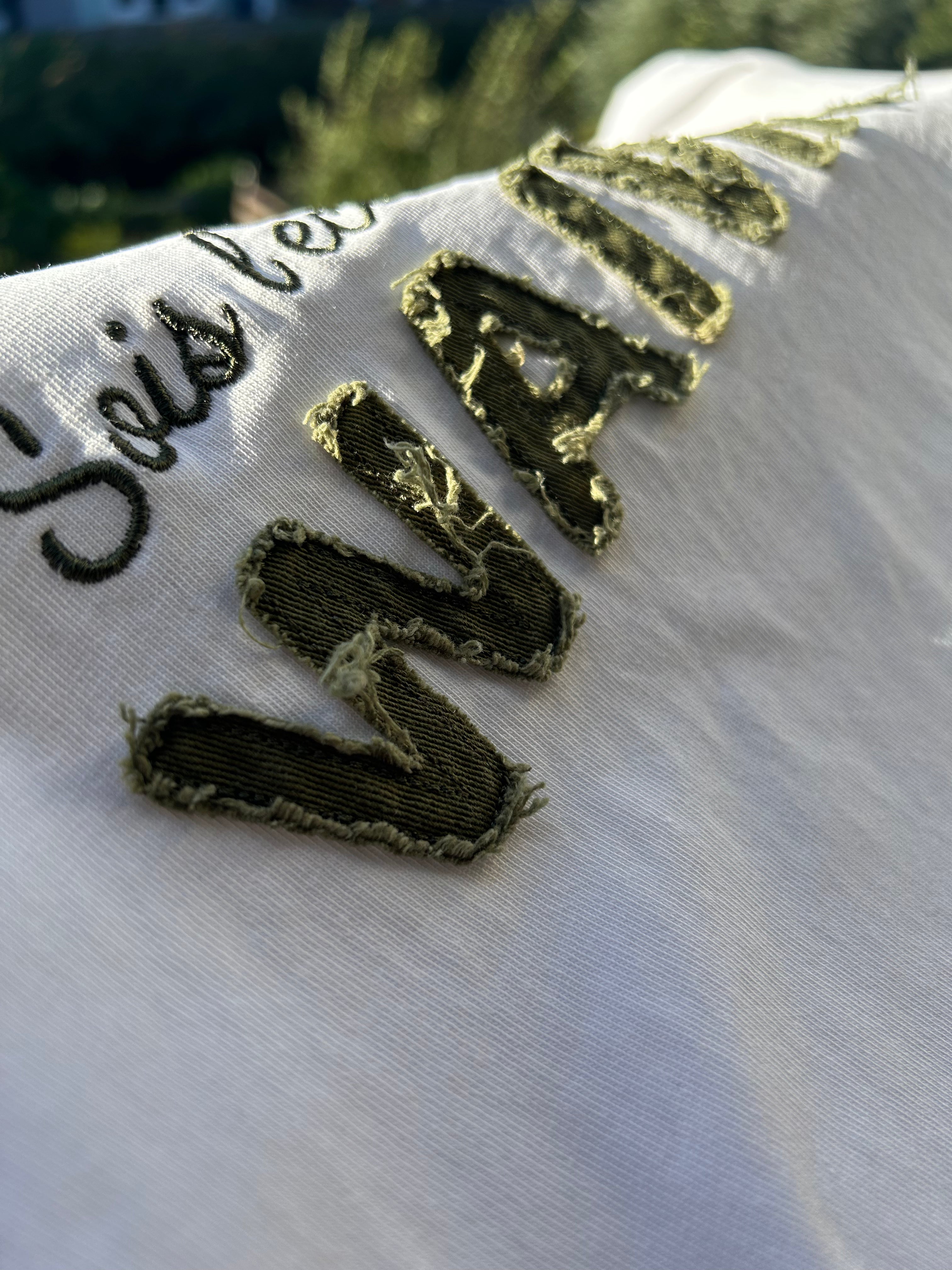 Waivinley | T-Shirt
